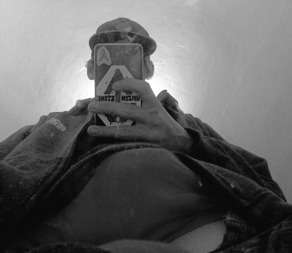 fransuask8_'s tweet photo. @DraaVictoria Soy nuevo siganme 🔥 https://t.co/NKNJynqn5g