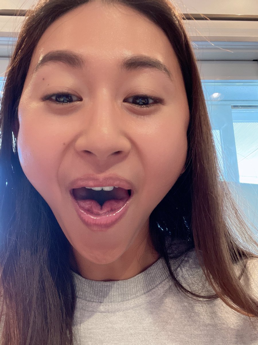 Masami_yam's tweet photo. @MCusms 
パイセンの後を引き継ぎまして、
ちゃんとベロを青くして💙

みんなこれできる？笑笑👅
三つ折り🤣

Twitterに載せていい顔なのかは
置いといて🤣🙏

#musicsalad #サラドレ https://t.co/b48EEgow8J