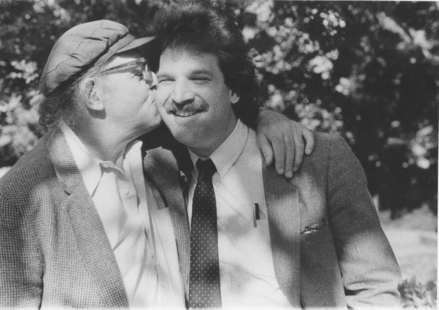 ADSoldof's tweet image. Over the weekend we lost Gerald Stern (Feb. 22, 1925 - Oct. 27, 2022), a major poet.  On several Jerry occasions visited us at San Jose State University when I directed the Center for Literary Arts.  I loved Jerry as a friend and a member of my extended family.