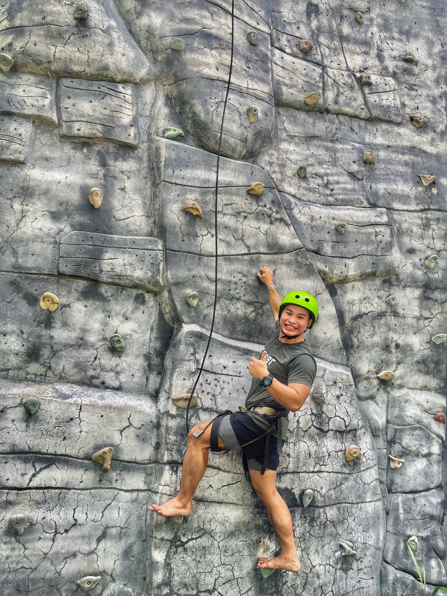 Climber yarn? 🧗‍♀️ 
.
.
.
.
.
.
.
.
.
.
.
.
.
.
#Wallclimbing #plantationbay #plantationbaycebu #longweekend #weekend #pinoyigers #pinoy #selfie #instapinoy #travellingpinoy #pinoyme #pinoytravel #travel #adventure #igph #asianboy #pinoyako #pinoyakogram #pinoytraveller #lakwatsero