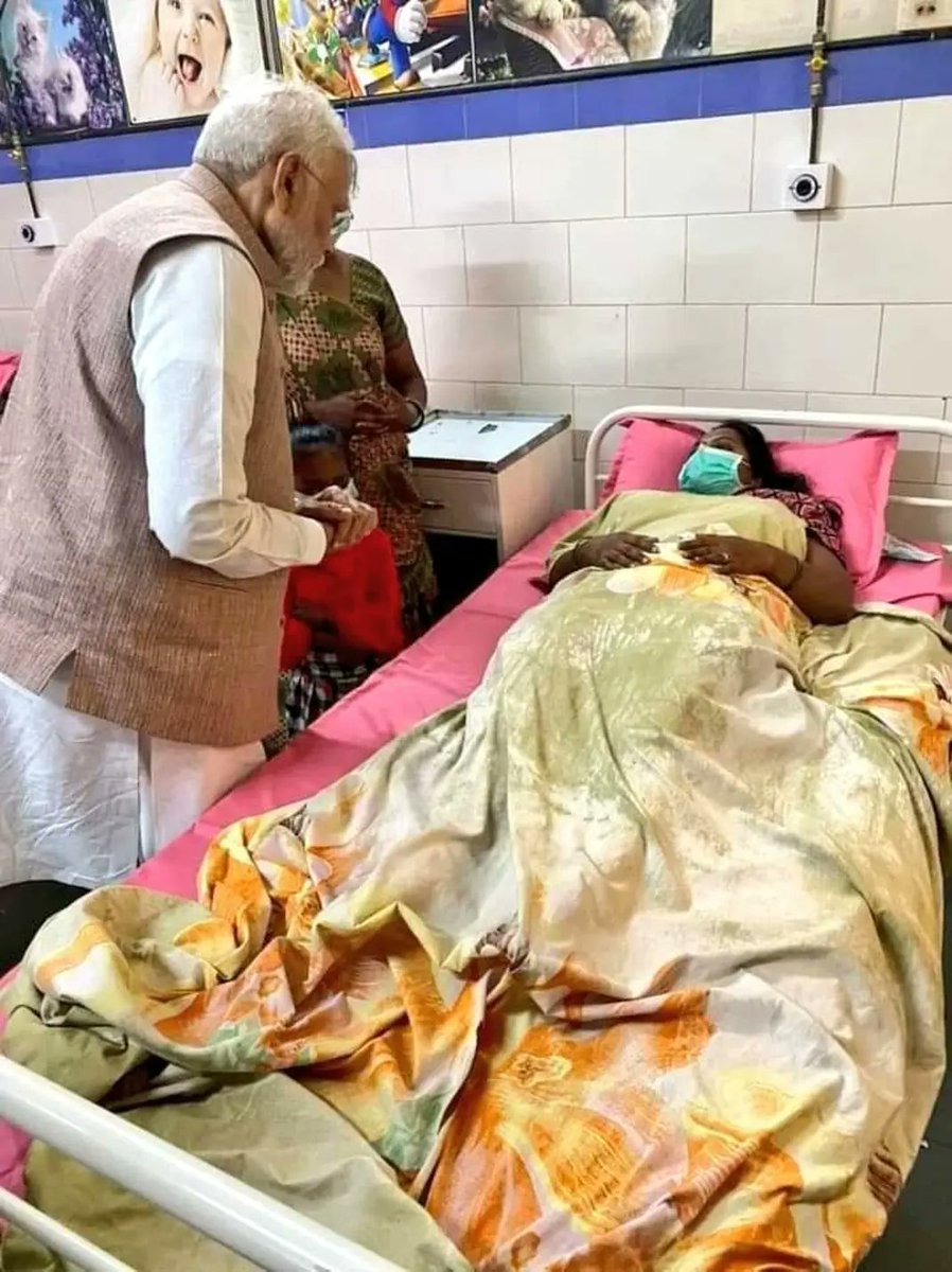 Rajeshk9534's tweet photo. गुजरात का दर्द तुम क्या जाने वोटर बाबु । @aajtak @RahulGandhi @voterbabu #voteforrojgar https://t.co/vZ9NBQRT6S