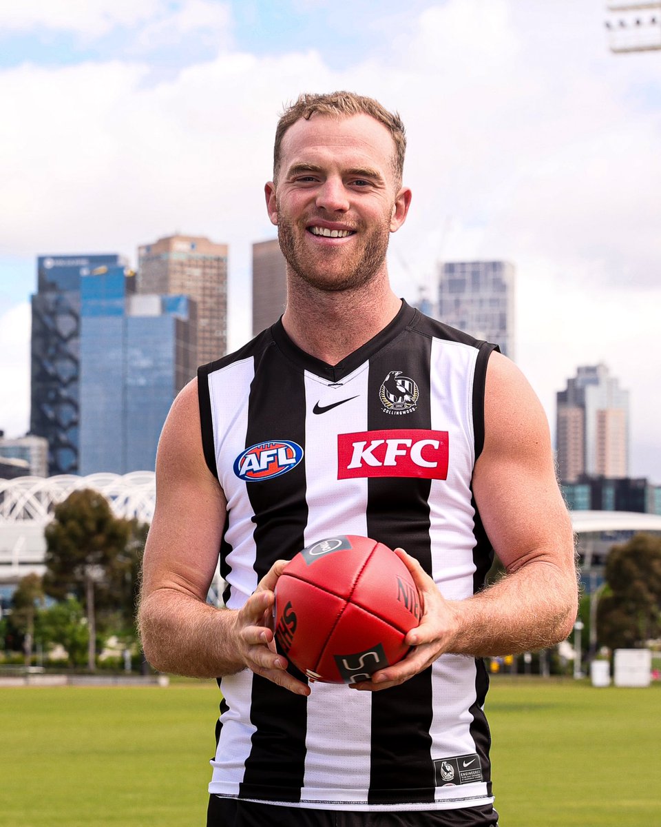 Collingwood FC on Twitter "Tom’s finally in the black and white 🙌"