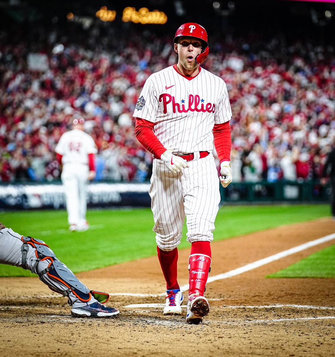 Phillies's tweet photo. Back 2 Back https://t.co/6W8szuZdML