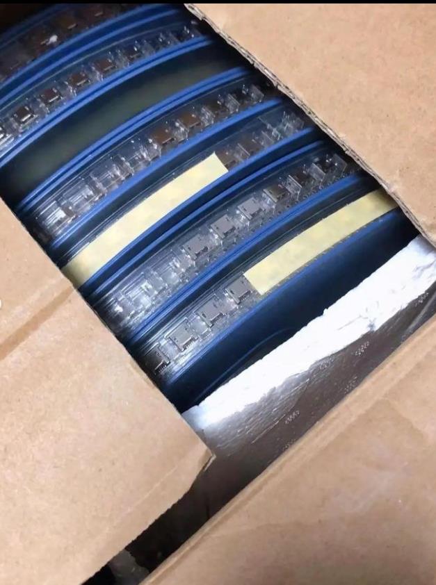 Harry_Monster10's tweet photo. 😆 💪 I am preparing new electronic components for shipment. I hope they will also reach our customers without any problems. We have always been able to meet all our customers' order requirements. We can meet your needs too. Come and contact me, my dear friend.

 #icchips #ST #TI https://t.co/LgZcP0yaA4