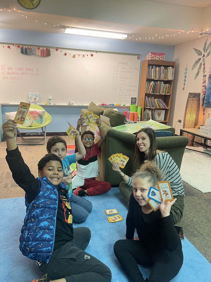 MissKneppFHE's tweet photo. PAWS Partners enjoying games of Mad Dragon after school 🥰 Congrats to Elijah and Javien for winning today’s “invisible game” 👍🏽@nnagle118 @BASDFtHill https://t.co/xTiXBRXrio