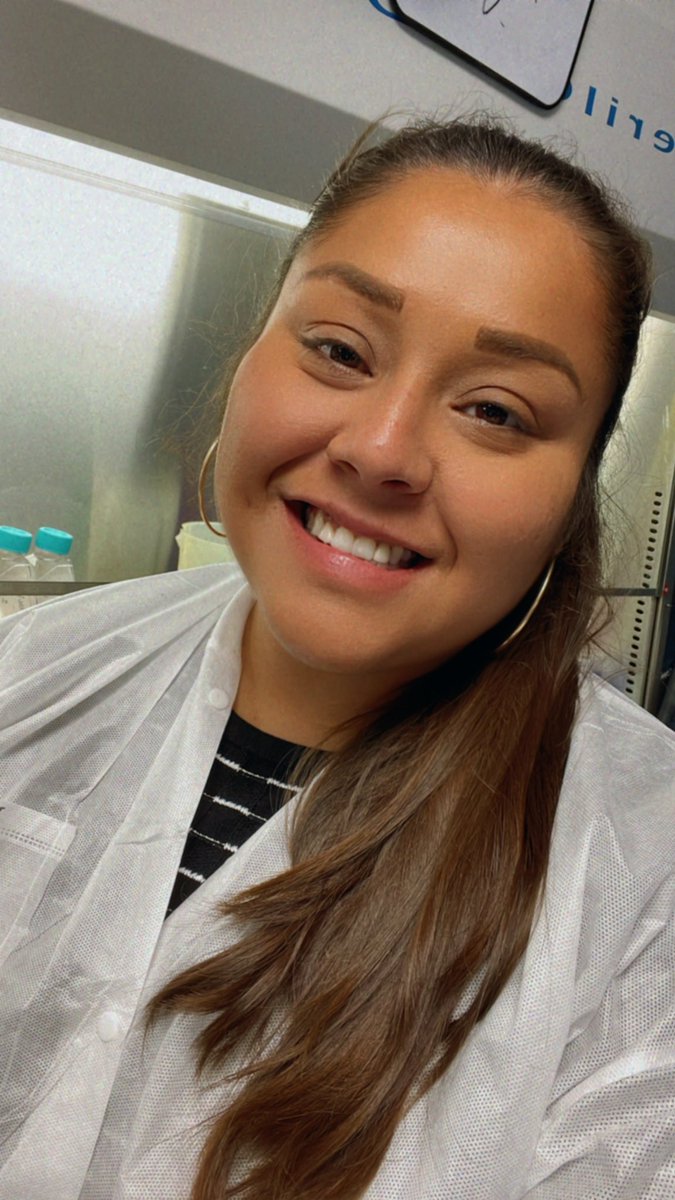 3doralb's tweet photo. Friendly reminder that Latinas BELONG in STEM 💁🏽‍♀️👩🏽‍🔬✊🏽 #LatinasInSTEM #IBelong https://t.co/SpMKtq8uTU
