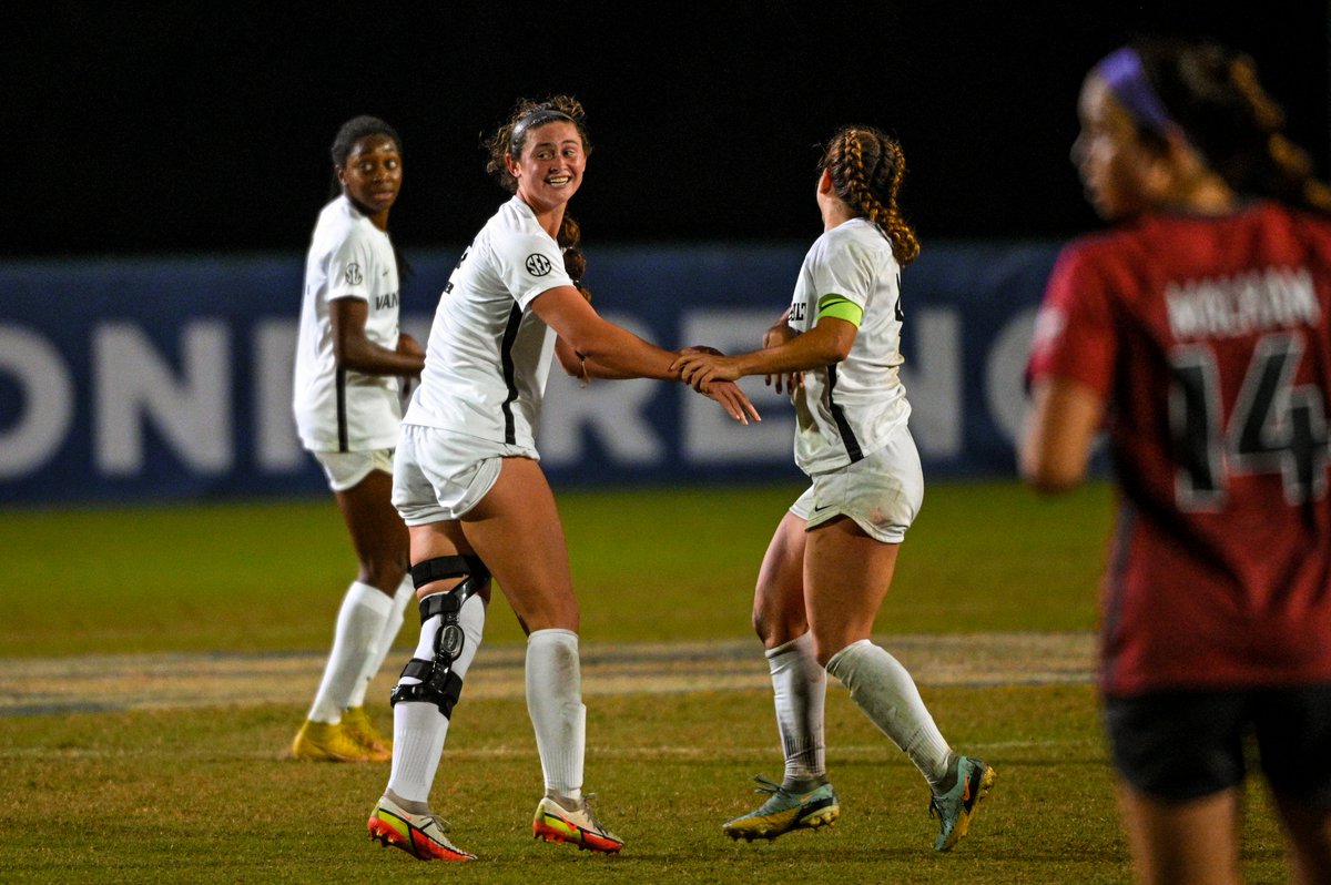 VandySoccer's tweet photo. 📸 @pcutshall192 

#AnchorDown https://t.co/exz8rxcNGE