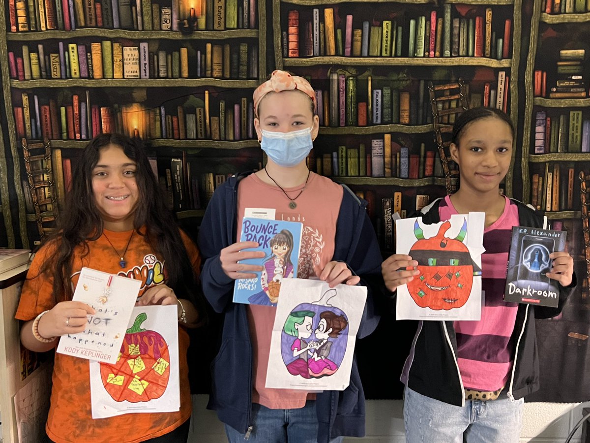 PVMS Library (@pvmslibrary1) on Twitter photo Literary O’lantern winners <a href="/PVMSRams/">ProvidenceMiddle</a> got to choose a free book at the #scholasticbookfair!@MJRodney21 <a href="/runthelibrary/">Kimberly Royle, NBCT</a> @HoJay92 do you recognize your book depicted in our contest??? (Hint…there is a knife behind the book) Literary O’lantern winners <a href="/PVMSRams/">ProvidenceMiddle</a> got to choose a free book at the #scholasticbookfair!@MJRodney21 <a href="/runthelibrary/">Kimberly Royle, NBCT</a> @HoJay92 do you recognize your book depicted in our contest??? (Hint…there is a knife behind the book)