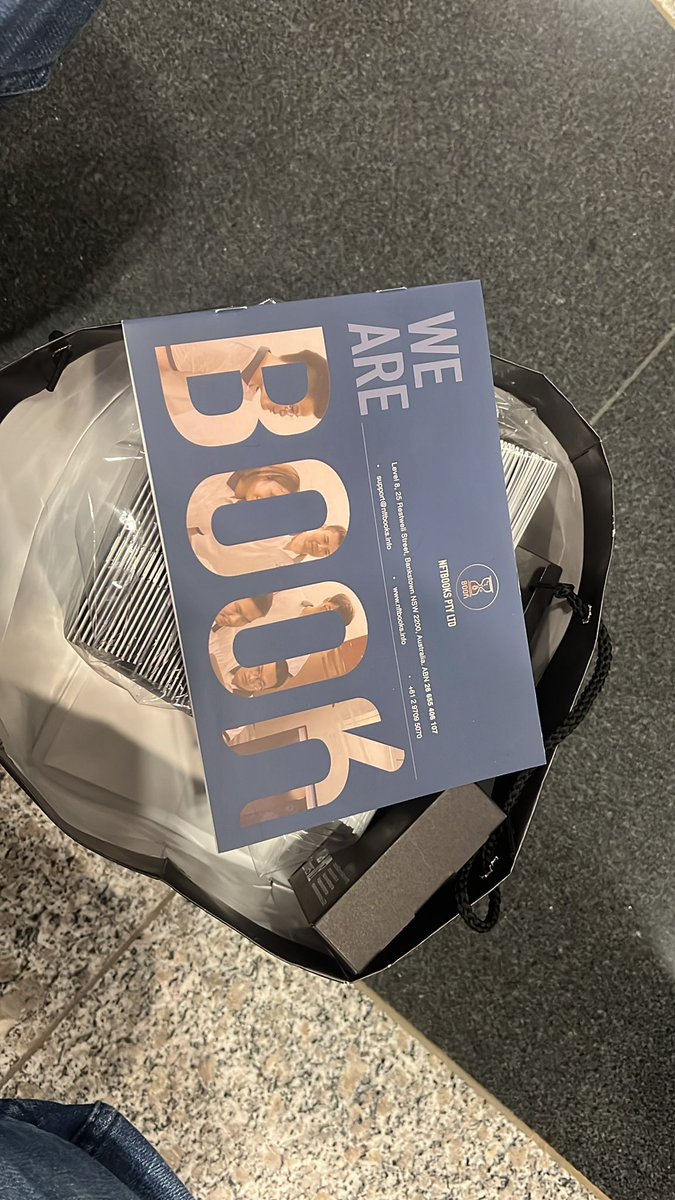 nftbstoken's tweet photo. Our leader, @mrcapo86 started the activities on the first day of #SingaporeFinTechFestival 2022.

#NFTBOOKS #BookSwarmArmy #NFTBS #Booklovers #GoviraltheWorld #web3 #SFF2022 https://t.co/KaCLsfkUG6