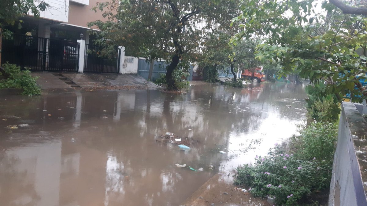 MyConscience16's tweet photo. @JosephsamuelMLA @mkstalin @PKSekarbabu @PriyarajanDMK Please take action drainage and rain water filled flooded our streets..

#zone7 #tnebcolony #division82 #Ambattur https://t.co/7j7HyTWfJB