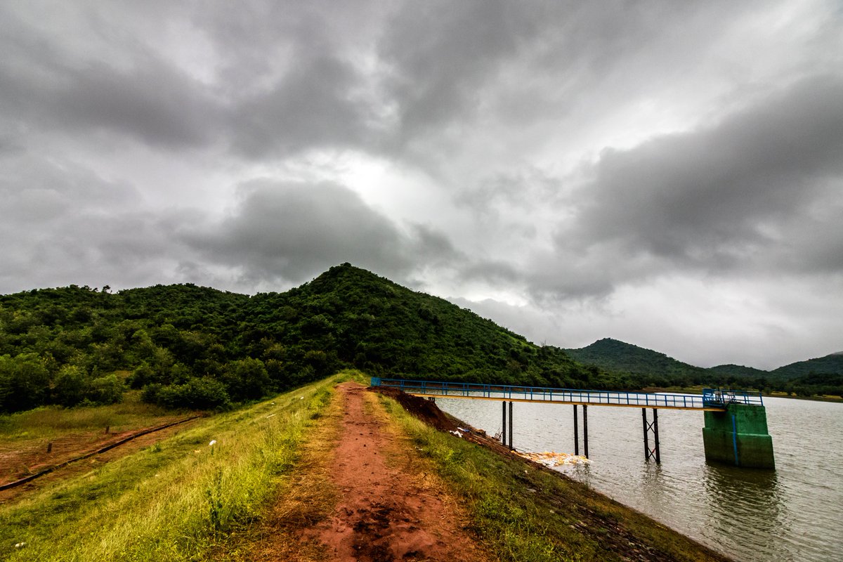 camera_baba's tweet image. “Life is full of beauty. Notice it. ...
#camerababa #lina #Odisha  #Bhubaneswar  #NaturePhotography #photographer  #PhotoOfTheDay #beauty #Trending  #Viral #travel #journey  #PhotographyIsArt #landscape #rivers #Tourism #twitch