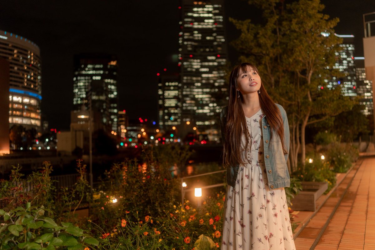 r8r1r1r's tweet photo. カメラマンさん:yoshinori(@shimawsf )

あなたを待つ

#ポートレート #撮影 #歌手 #まちあわせ
#シンガー #モデル  #横浜 #オフ感
#雰囲気嫌いじゃないよって人らぶりつ

#撮影依頼募集中 #撮影依頼 12・1月📸

◆1/21㈯撮影×#ライブ ×OFF会

◇2023年 #カレンダー 
https://t.co/qakLK4GhKK https://t.co/4zbCokGH2t