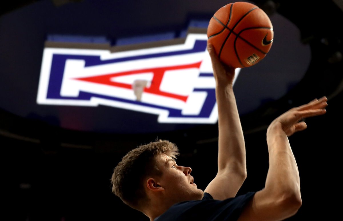 Azuolas Tubelis, Courtney Ramey lead Arizona to 48-33 halftime lead over Western Oregon tucne.ws/1lrd