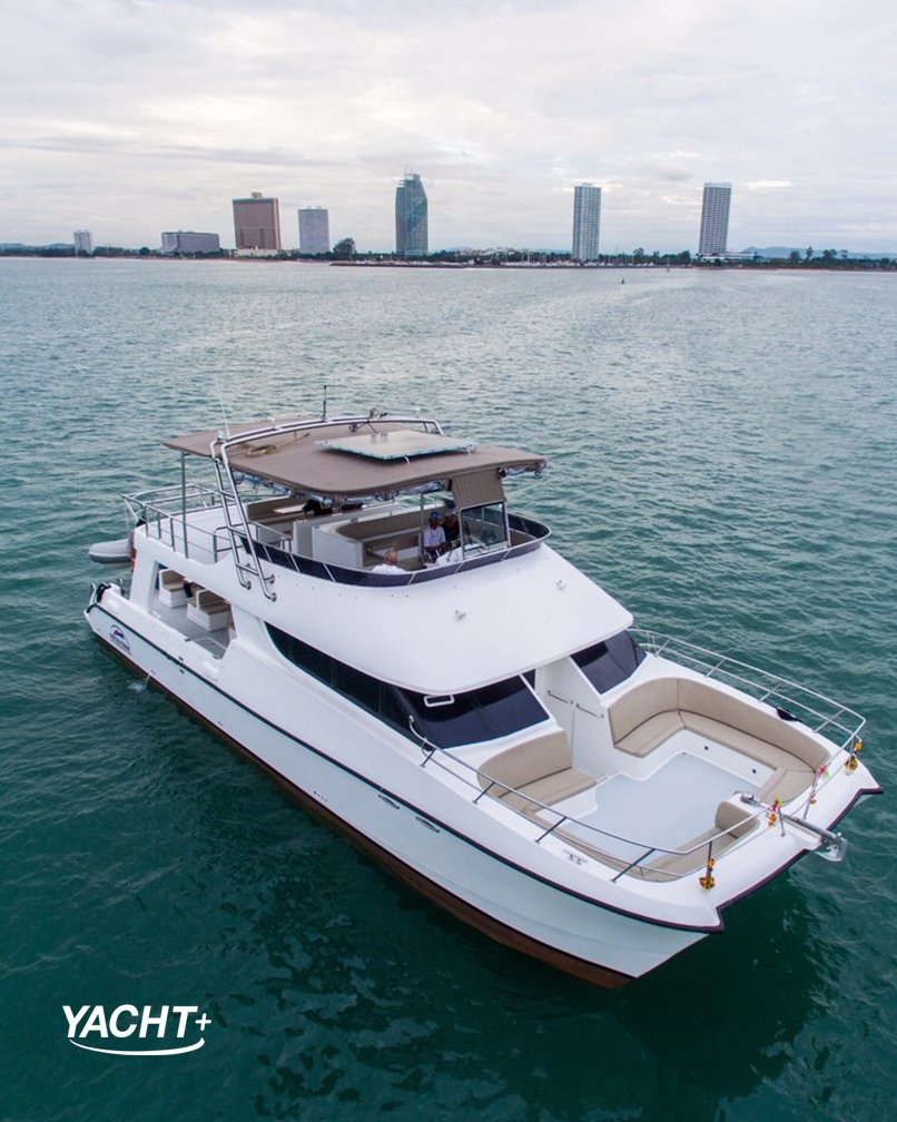 TheYachtPlus's tweet photo. This is the start of the holiday season! Azure 53 is now available for charter through our Yacht+ app! It is built at 53ft, and able to accommodate up to 50 guests!

Charter today and let the adventure begin! https://t.co/tsZhJH2sIv https://t.co/tmmZRH5XZG