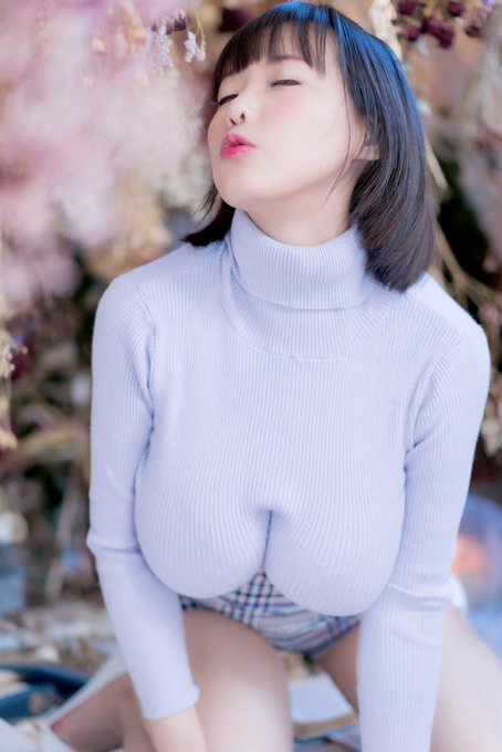 Shibuya Kaho’s pics and videos