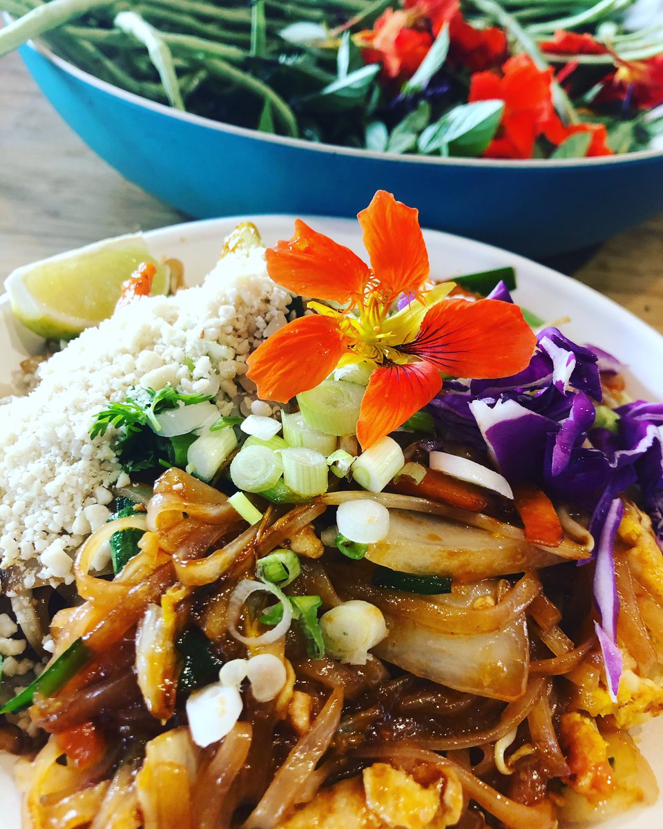 Not a big fan of 7% inflation? Come join Sula Wok 2 - 4 pm weekdays for our Anti Inflation Social Media Happy Hour Special. Want Cheap Eats?
1. Follow <a href="/SulaWok/">Sula Wok</a> 
2. Retweet this post to help all your friends beat the 2022 inflationary blues.
Wednesday: Pad Thai. $10.95