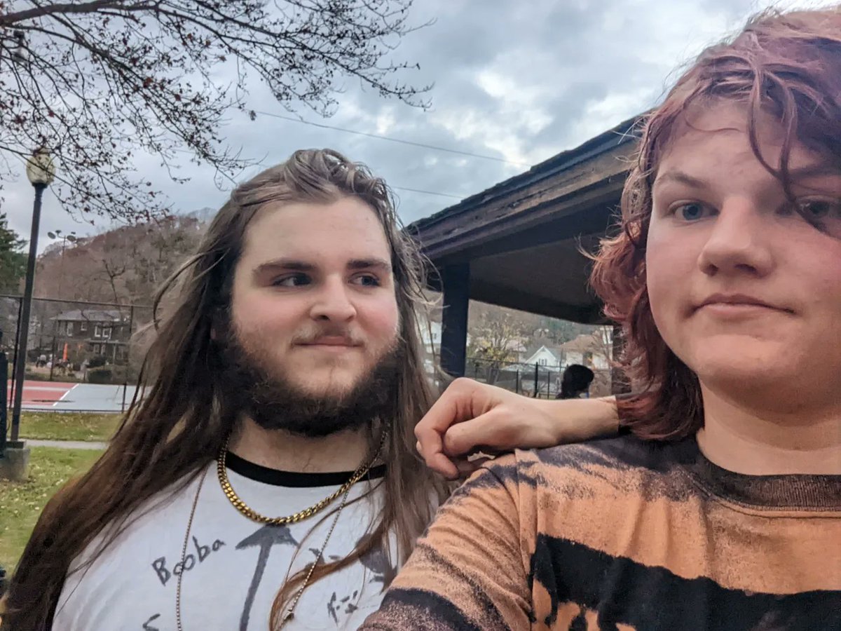 Bombshell_276's tweet photo. Pictures from the Halloween show at Norton Park! 
#localband #music #rockmusic #punk #metal #sludgemetal #melvins #bombshell #nirvana #diymusic #bassguitar #drums #guitar #localmusic #soundgarden #pearljam #greenday #halloween #misfits #songs #smallband #punkmusic https://t.co/qRQ7h35Wv7
