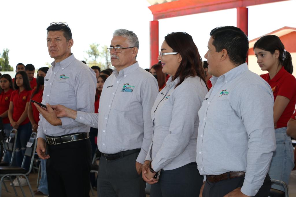 SICECyTEDD's tweet photo. XV aniversario del EMSaD 21 J. Agustin Castro. Muchas gracias por la invitación. https://t.co/ogeVXvcmZo