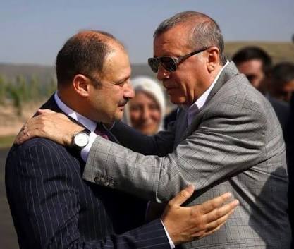 MedyaUrfa's tweet photo. Önemli gelişme! Cumhurbaşkanı Erdoğan, Gülpınar ile görüştü! https://t.co/82HDCp5whF #şanlıurfa #akparti #kasımgülpınar #SonDakika https://t.co/3JnyU6j8Z3