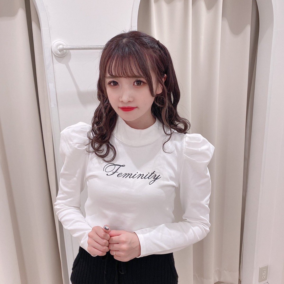Swankiss_nagoya's tweet photo. 🎀11月5日発売🎀

feminity logo T
color♡WHT/RED/BLK
price♡¥7,150(税込)

夏に大人気だったカットTが
冬バージョンになって登場⛄️💗

袖山のタックギャザーがふんわりと
可愛らしい1枚です😍

 #Swankiss名古屋PARCO店 https://t.co/s38AcIx7hE