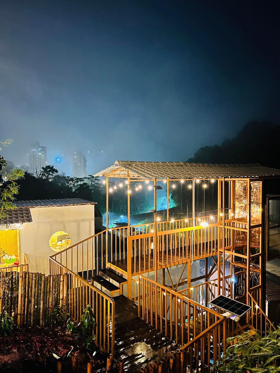 travetopia's tweet photo. Penginapan seperti di Jepun tetapi hanya di Genting Highland. Berkonsepkan Zen dan gaya penginapan ala2 zaman Jepun terdahulu. Penginapan siap ada dengan outdoor jacuzzi dan dekorasi yang minimal. 

📍 KIREINA GENTING VILLA &amp; CAFE

Sesuai dengan siapa nak relax santai. https://t.co/Y0pISlGlCK