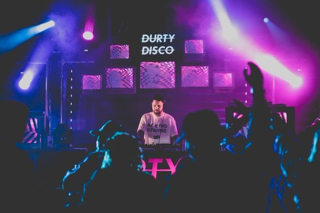 rcyeo's tweet photo. Live this Saturday at The Masked Ball x
@getmaskedup @durtydiscouk #blockbuster #festival #party #housemusic #deluxx #uk #dj #cornwall #rave #fuckcancer https://t.co/FK6ad2xem3