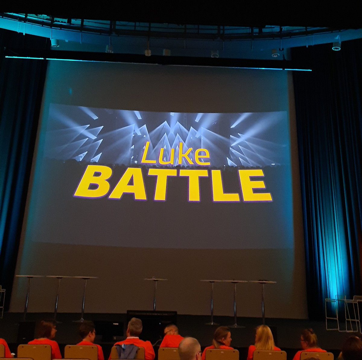 TuijaHeikkinen1's tweet photo. Luke Battle alkaa!
Ovatko metsät mahdottoman edessä?
Tarvitaanko tulevaisuudessa peltoja?
#lukemeets #lukebattle #yhdessäenemmän https://t.co/DLpHzQBQ54