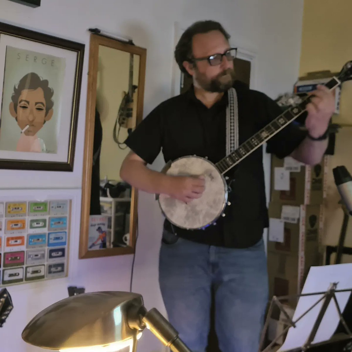 Grranfalloon's tweet photo. My latest Making Of... article is up on my songwriting blog and features 'Please Write Responsibly' from the new album Calendar 🌖
Find it on https://t.co/SkNLRd85wb 👉
#makingof #behindthealbum #granfalloon #granfalloonmusic
#metanarrative #violin #banjo #songwriting https://t.co/pm7WkeAayo