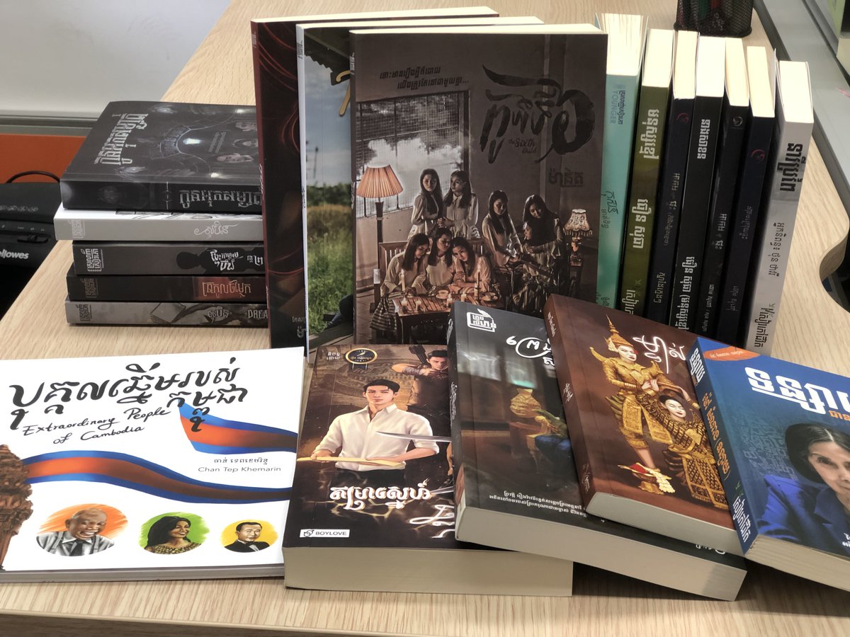ispp_library's tweet photo. It's wonderful to add new books to our Mother Tongue Collection for ISPP Secondary Library!

#happyreading 
#isppsecondarylibrary @ISPPCambodia https://t.co/g4IxVQL3KH