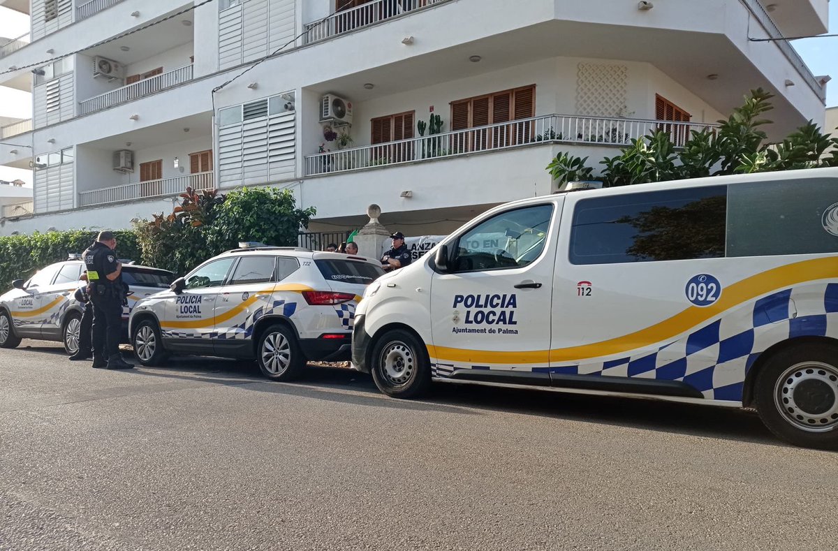 Han arribat més!
Però nosaltres seguim organitzats, tothom al C/Damià Huguet, 20

Demostrem que amb organització de classe res ens aturarà✊🏼