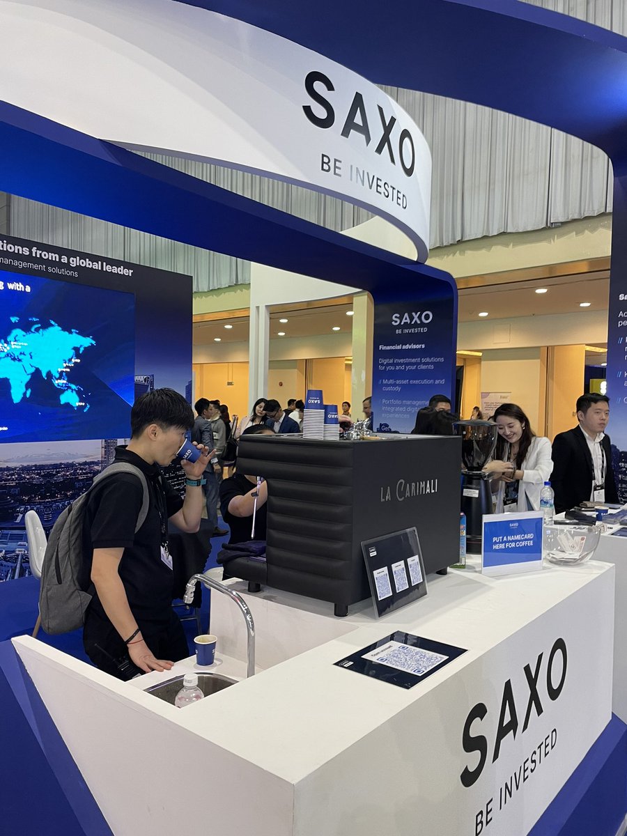 DKAmbSG's tweet image. If you are looking for the best coffee at @sgfintechfest, visit @reynoada and his @saxobank team (hall 3)
