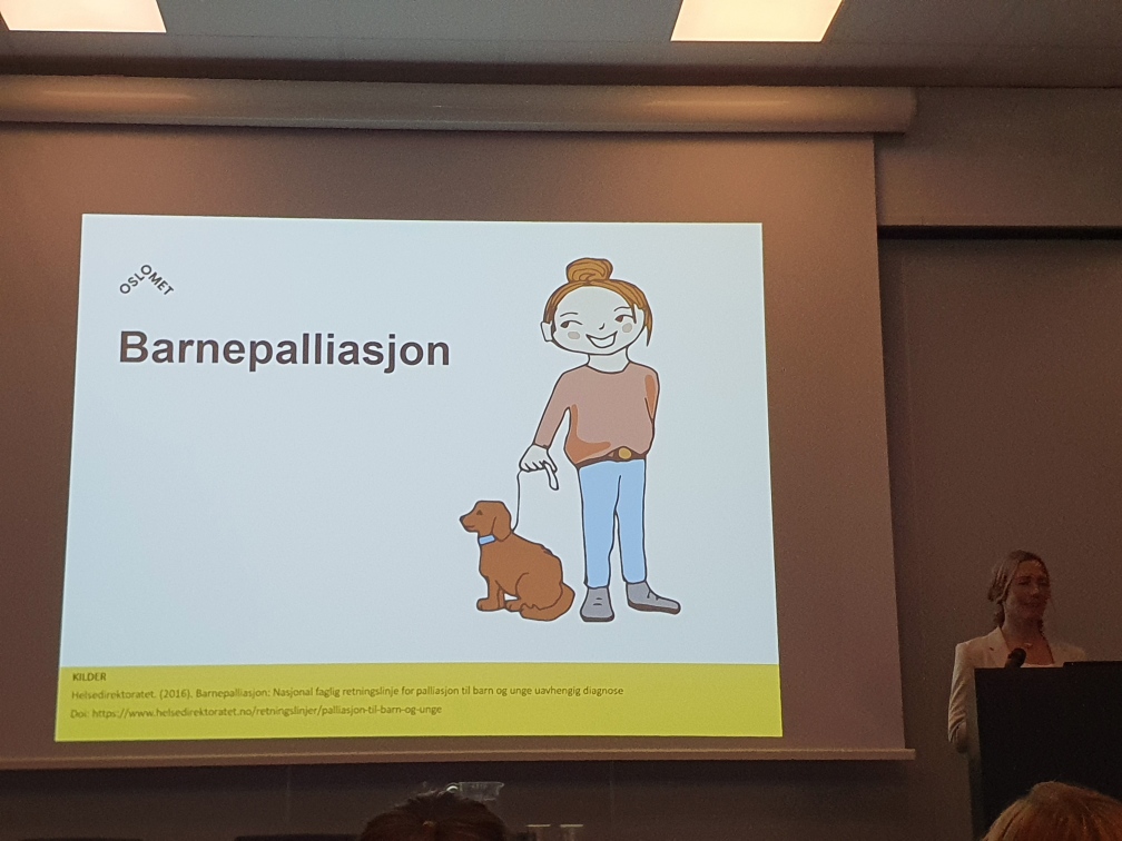 Children in Palliative Care (CHIP) (@palliasjon) on Twitter photo Ph.d stipendiat Trine Brun Kittelsen presenterte sin studie om Barnepalliasjon; Barnet søsken og foreldres erfaringer på konferanse i Bodø i regi av Norsk akademi for habiliteringsforskning. Vi gleder oss til delstudien om søsken publiseres i 2023. Lykke til videre <a href="/brun_trine/">Trine Brun Kittelsen</a> ! Ph.d stipendiat Trine Brun Kittelsen presenterte sin studie om Barnepalliasjon; Barnet søsken og foreldres erfaringer på konferanse i Bodø i regi av Norsk akademi for habiliteringsforskning. Vi gleder oss til delstudien om søsken publiseres i 2023. Lykke til videre <a href="/brun_trine/">Trine Brun Kittelsen</a> !