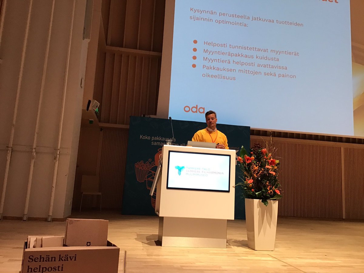 Verkkokauppaa varten kehitetty #pakkaus lisäisi keräilyn tehokkuutta, pienentäisi hävikkiä, optimoisi tilan käyttöä ja last mile-tehokkuskin paranisi. Vielä sellaisia ei ole, sanoo Erik Sundqvist,  #OdaSuomi #packsummit #pakkaus