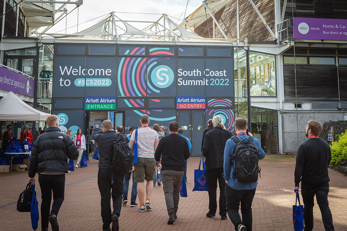 Techmodal tweet media