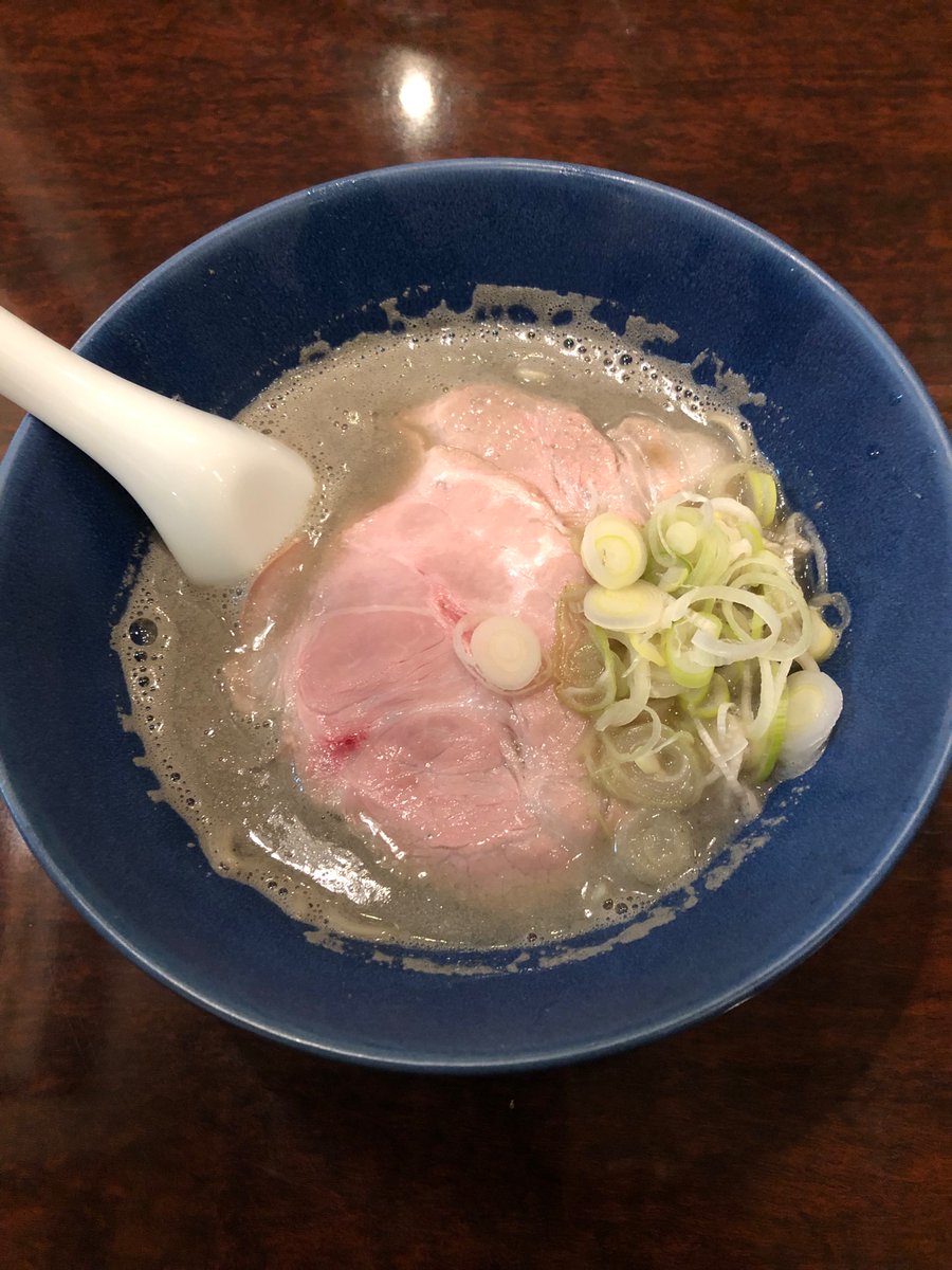 T54636849's tweet photo. 横浜丿貫@そごう横浜
濃厚煮干蕎麦、和え玉（浅利バター）

○オープン日に潜入😏
○味は美味しくしっかりそごう仕様🏬
○いい意味でいつもと違う丿貫でした👍 https://t.co/ahS6AcTy0k