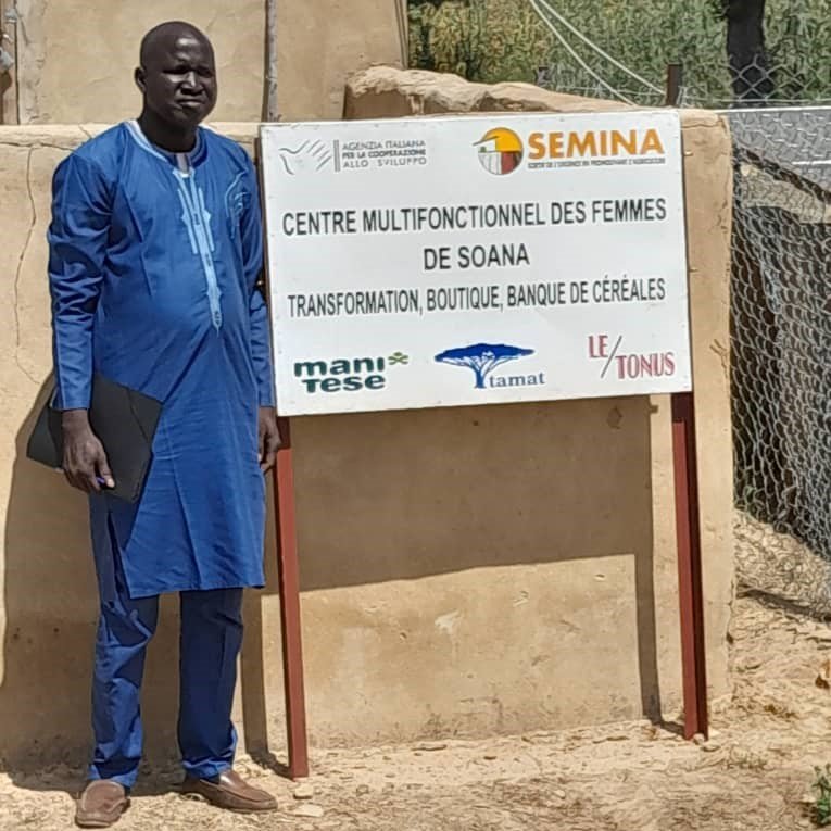 ONGTamat's tweet photo. 🛖Visita del cabinet di monitoraggio del progetto #SEMINA nei villaggi di Foni, Soana e Nioron Wéré nella Regione di Segou in #Mali incaricata da @AICSDakar. 
Leggi gli aggiornamenti su 👉https://t.co/OoilhNUv3x
@ONGletonus 
#Tamat #cooperazioneinternazionale https://t.co/ygCftNGRQr