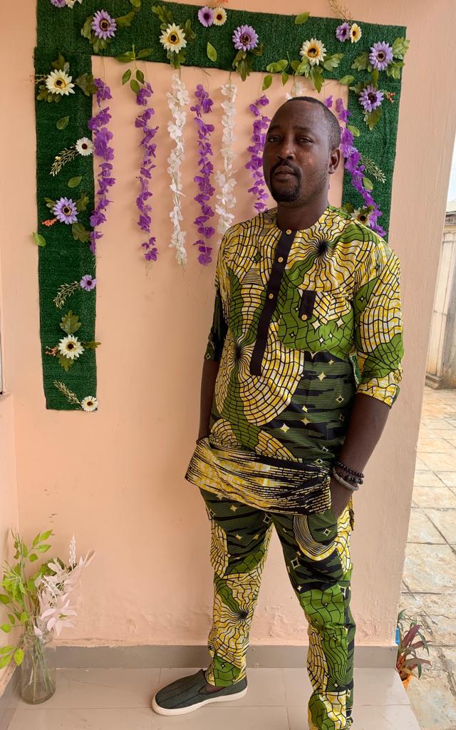 alfroyinteriors's tweet photo. How our Client got creative with the Artificial grass and flowers she bought from our Store.🥰🥰

Its time you changed your picture background, you don't have to break a bank to do that ☺️

Click link to connect
https://t.co/nWLEAHgV4c

Pls help RT @nosafk 🙏 https://t.co/puXME7ukFQ