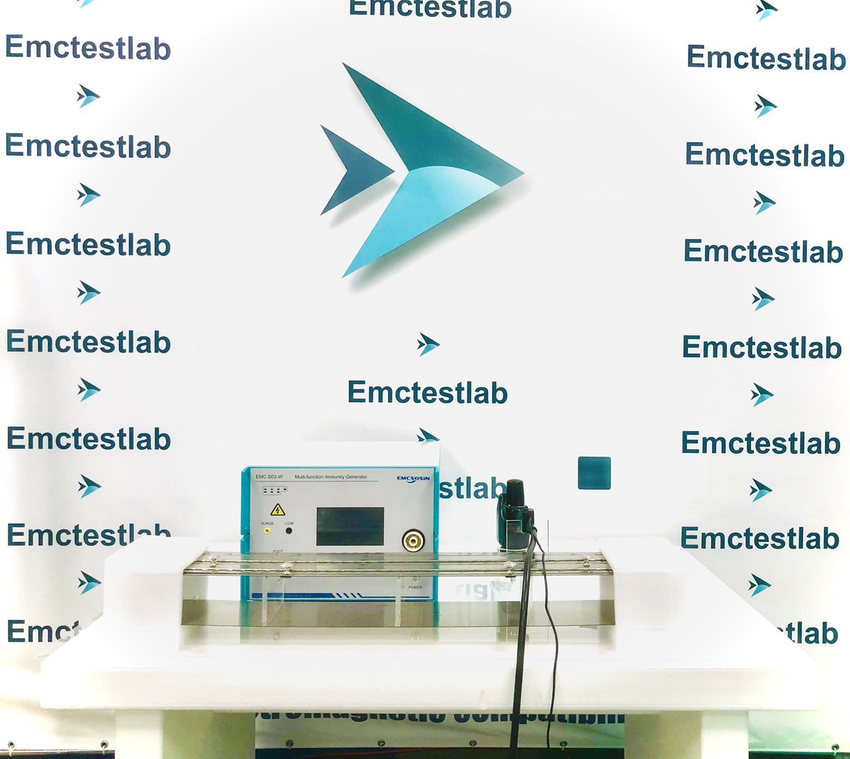 emctestlab's tweet photo. Бюджетные комбинированные испытательные системы из Китая: ESD, Burst, Surge IEC 61000-4-2/-4-4/-4-5 и другие под заказ, со склада, б/у https://t.co/J19rx1ODr8 https://t.co/FZRwtGRyZc