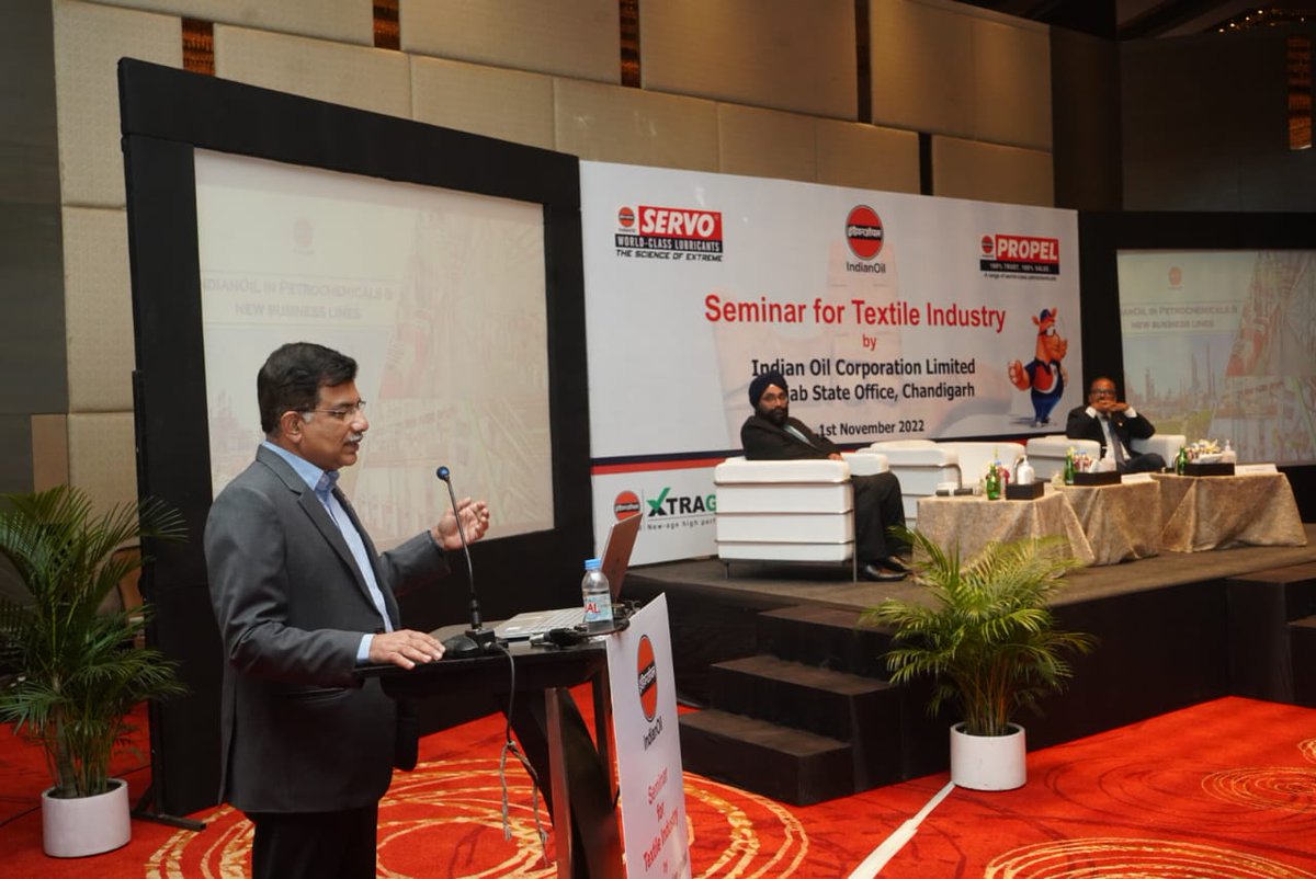 ioclpunjab's tweet photo. Dir(P&amp;BD) Mr. Sujoy Choudhury graced the seminar organized for textile Industry  @ioclpunjab. Valued customers all around Punjab, HP and Chandigarh attended the seminar. ED(PC) Sh. AS Sahney also interacted with customers.
#Petrochemicals
#Textile
#DirMktg_iocl 
#IndianOilcl https://t.co/5cFapTeOR7