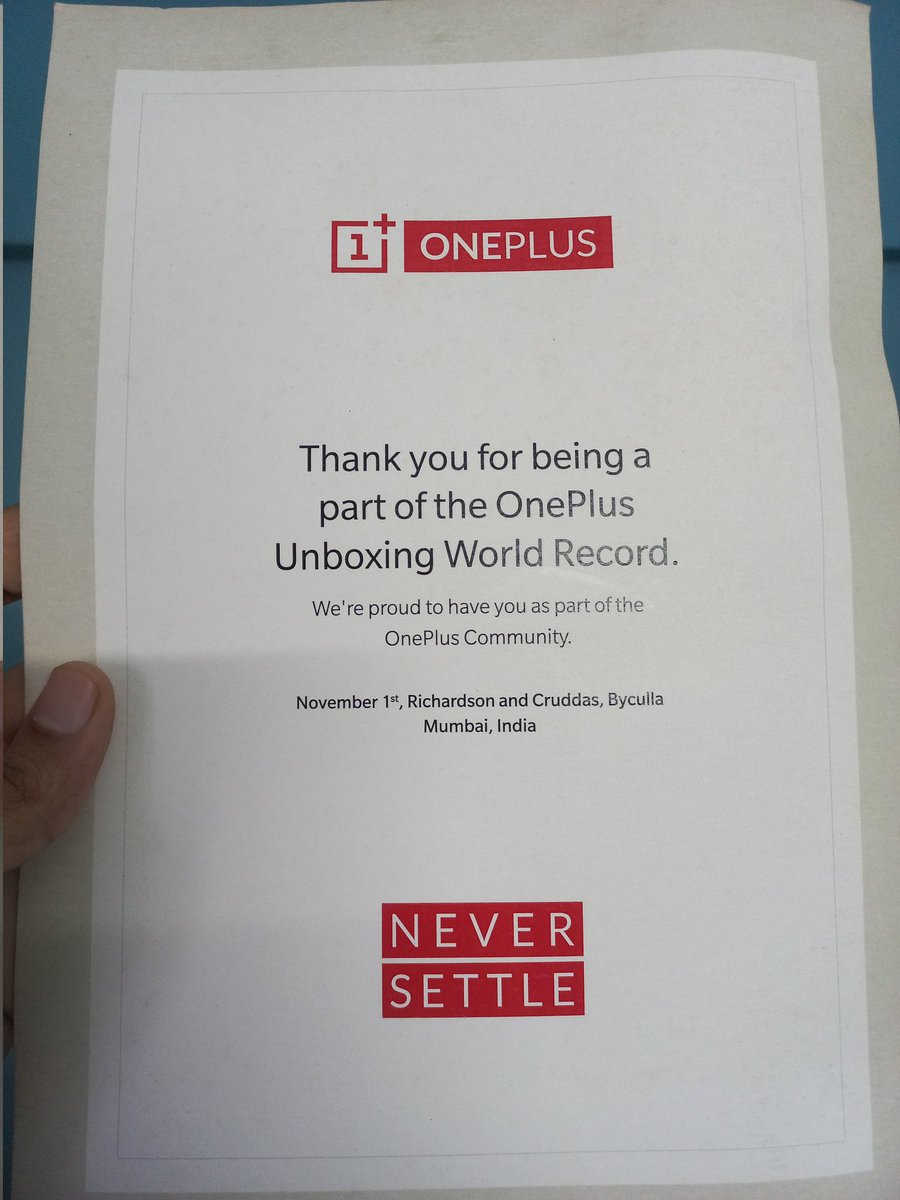 shubpark's tweet photo. Blast from the past @OnePlus_IN 
The world record for unboxing max number of 1+6Ts in 2 mins https://t.co/gzxi2tNSqC