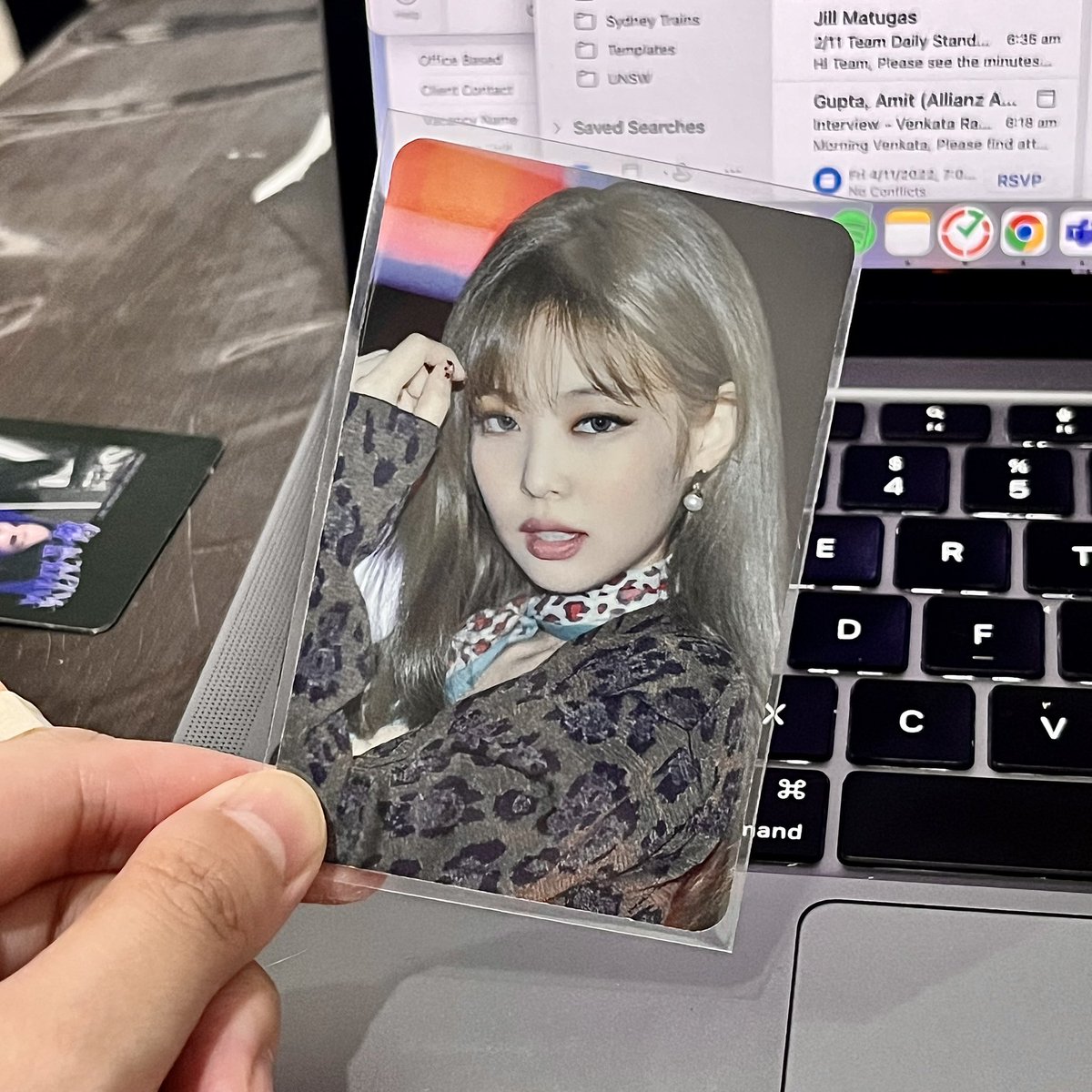 (⺣ﻌ⺣) tweet media