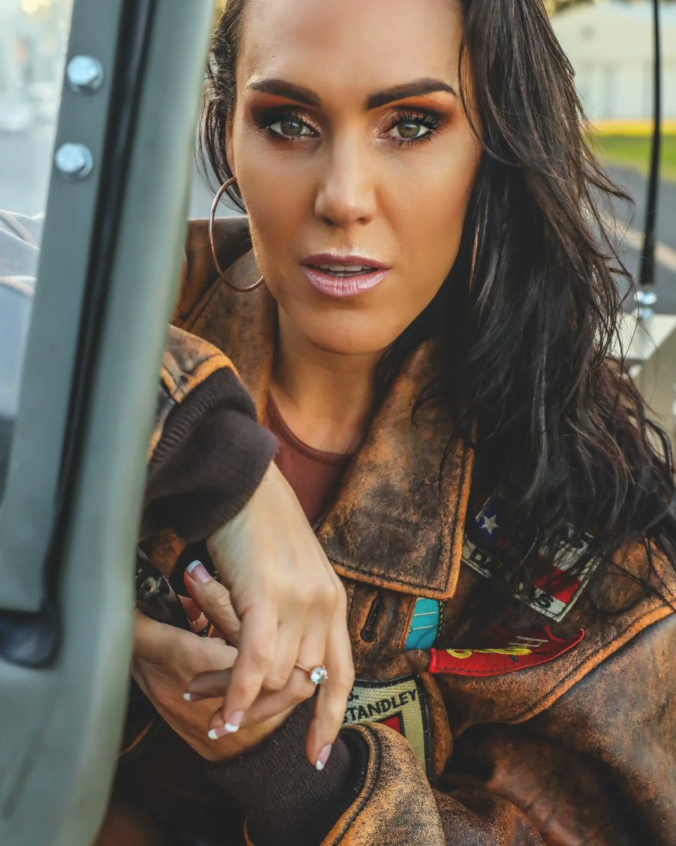 ᴘᴏᴠ: ꜱᴛᴀʀɪɴɢ ꜰᴇᴀʀ ɪɴ ᴛʜᴇ ꜰᴀᴄᴇ! ʏᴏᴜ ᴡɪʟʟ ɴᴏᴛ ᴡɪɴ!💥"EVERYTHING U WANT IS ON THE OTHER SIDE OF FEAR!"Hello Nov! I hope u all make the most of the last few weeks of 2022.You've got one shot. Breathe, be present&amp;know that you are doing GREAT!