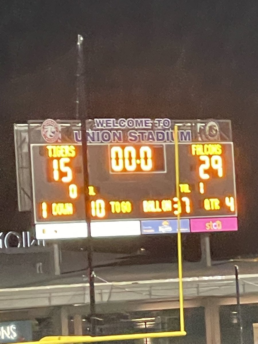 athefield's tweet photo. 🏈4A D8 Play-In ✅Final- Hanford Falcons-29 Lewis &amp;Clark 15. @EvansRankings @keprtv @TriCityHerald @MCC_Athletics https://t.co/mYqNukEGoM