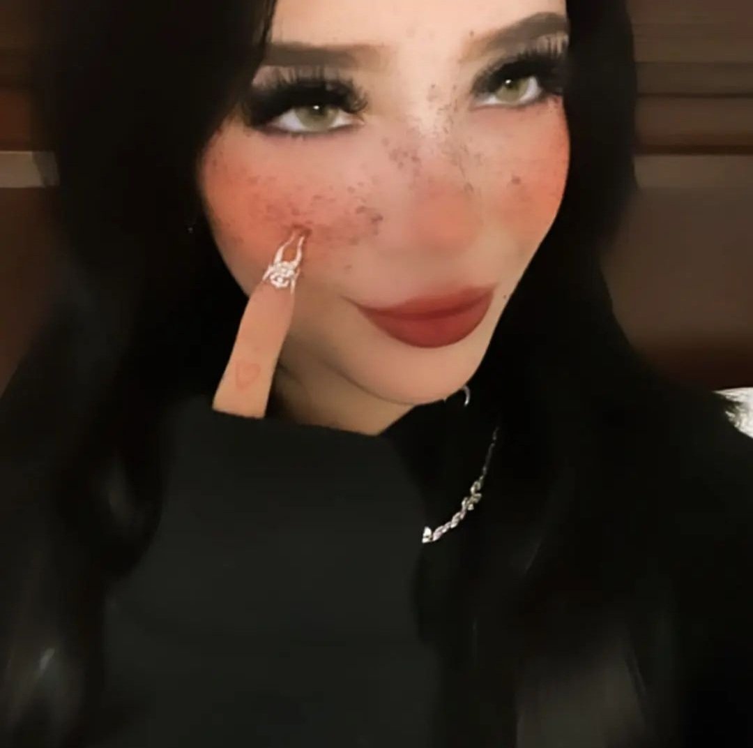 chelitawe's tweet photo. -𝙊𝙟𝙞𝙩𝙤𝙨 𝙡𝙞𝙣𝙙𝙤𝙨🫀
@iamfervalentina
#iamfer https://t.co/m7CbVa3ngm