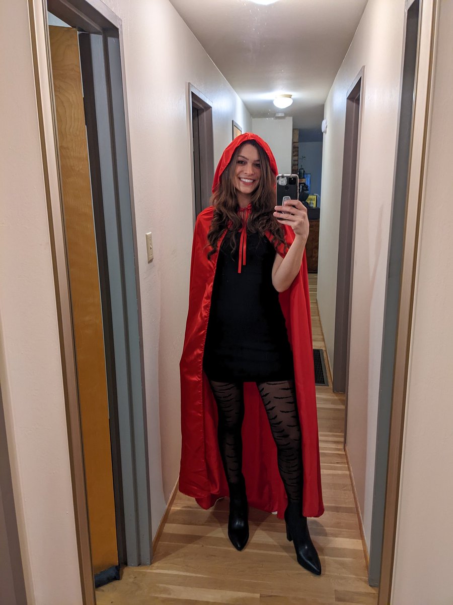 KaylaScalise7's tweet photo. Happy belated Halloween 🎃 https://t.co/Hp9oKULjT3