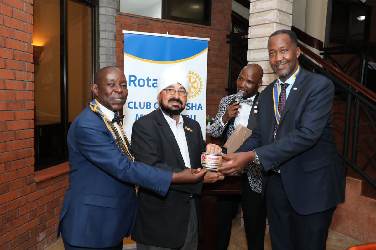 peace_taremwa's tweet photo. In the club assembly, I had productive conversations with the Rotary Club of Arusha Mount Meru members and took notice of their outstanding accomplishment of sponsoring and supporting several clubs. https://t.co/QFpZ0tdF1J