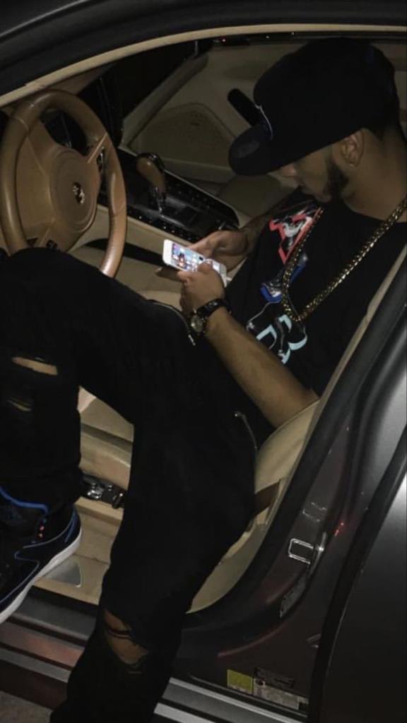 Chelitogis's tweet photo. 👺@Anuel_2bleA https://t.co/746RCGbz5B