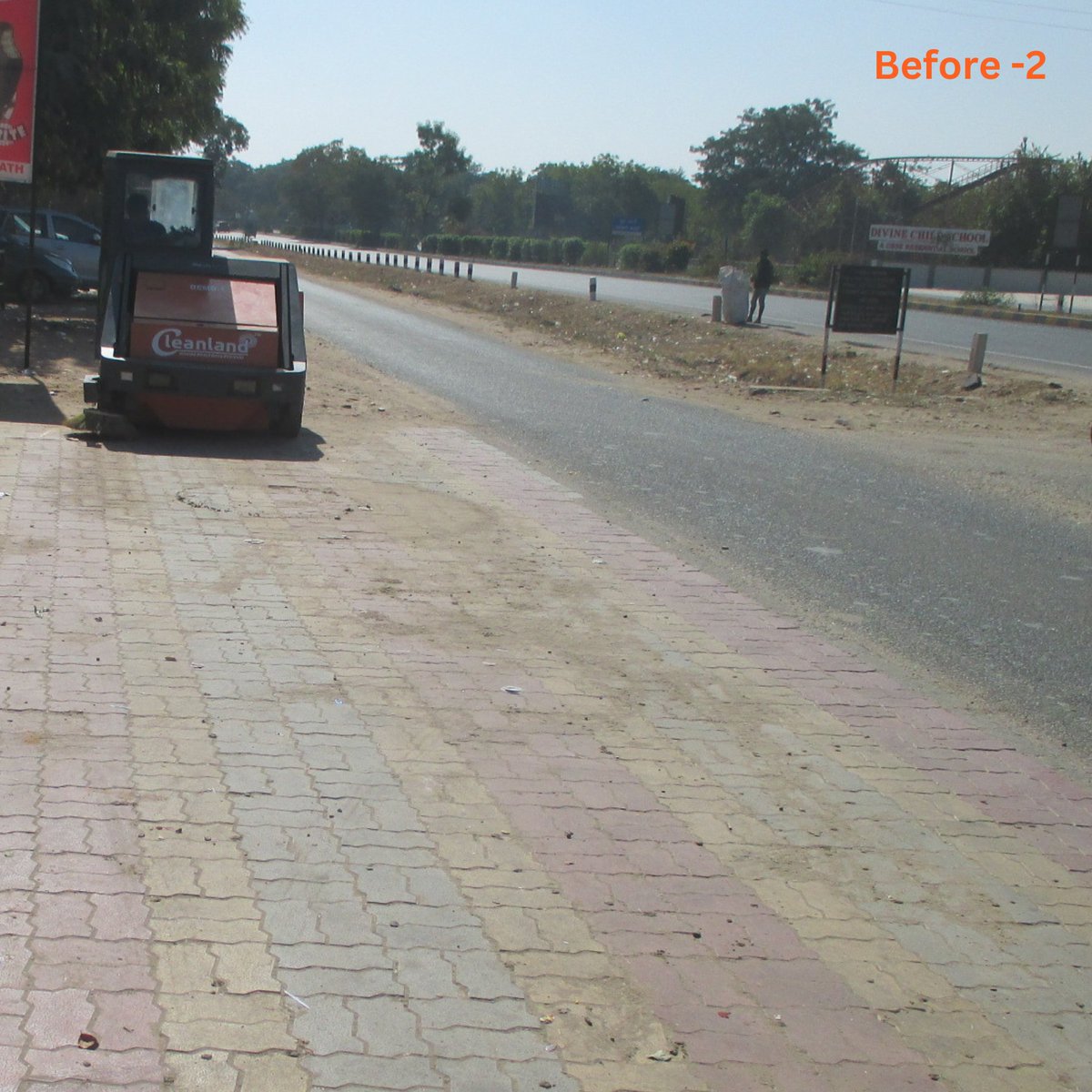 cleanlandindia's tweet photo. Here are glimpses of the #Cleanland sweeper #demonstration.
#manufacturing #roadsweeper #roadsweepingmachine #industrialsweepers #sweeping #makeinindia #cleaningservices #cleanindia #cementindustry #chemicalindustry #pharma #facilitiesmanagement #roads #MakingWorldMoreHygienic https://t.co/lIM6YJfIcb