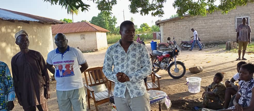 LeBACAR1's tweet photo. Assemblée Générale Village à SAVE dans la Commune de Savalou ce 31 Octobre 2022.
Cette rencontre avait pour objectif la présentation du Projet.
Un plaidoyer pour la participation des ASJ a été faite
#lebacar
#cdtabel https://t.co/OuRDRWX1Qi