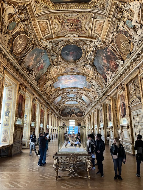 Back when architects and engineers were revered. 

#Louve #Paris❤️